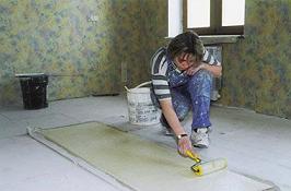 Декорирование и оклейка стен обоями фото